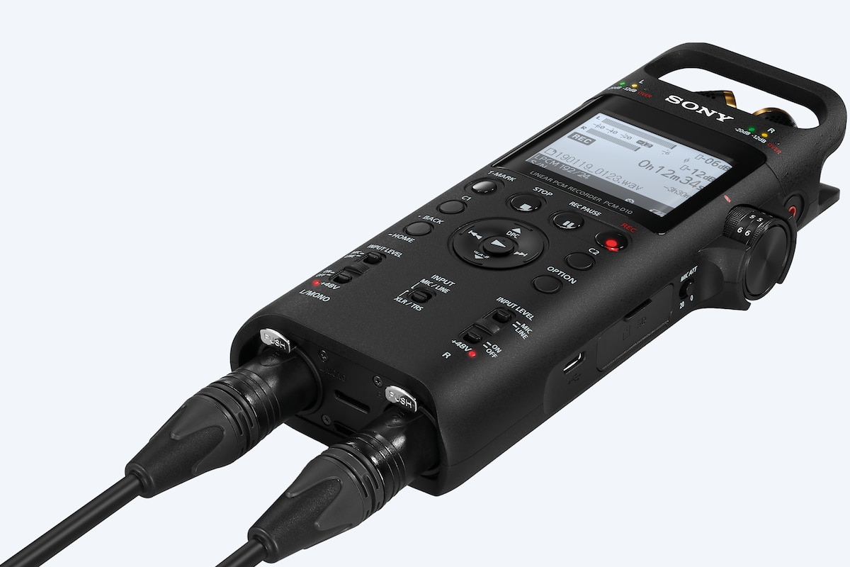 Устройство записи PCM-D10 с поддержкой линейного формата PCM и