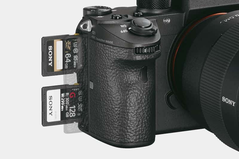Полнокадровая беззеркальная камера α9 с 4D Focus | ILCE-9 | Sony