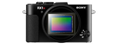 Полнокадровый компактный фотоаппарат с видоискателем | RX1R II